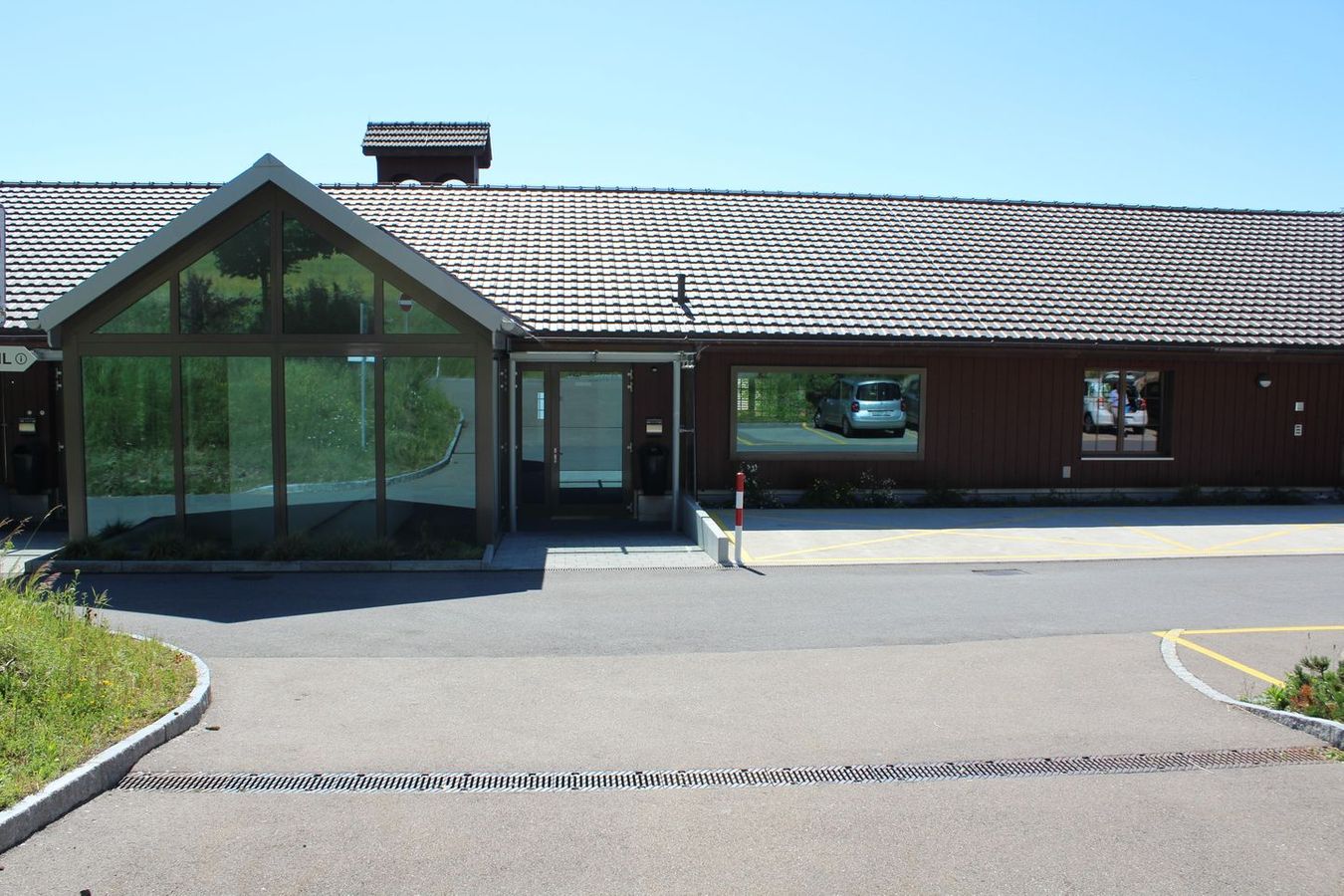 Le Camp/Bâtiment principal – Bild