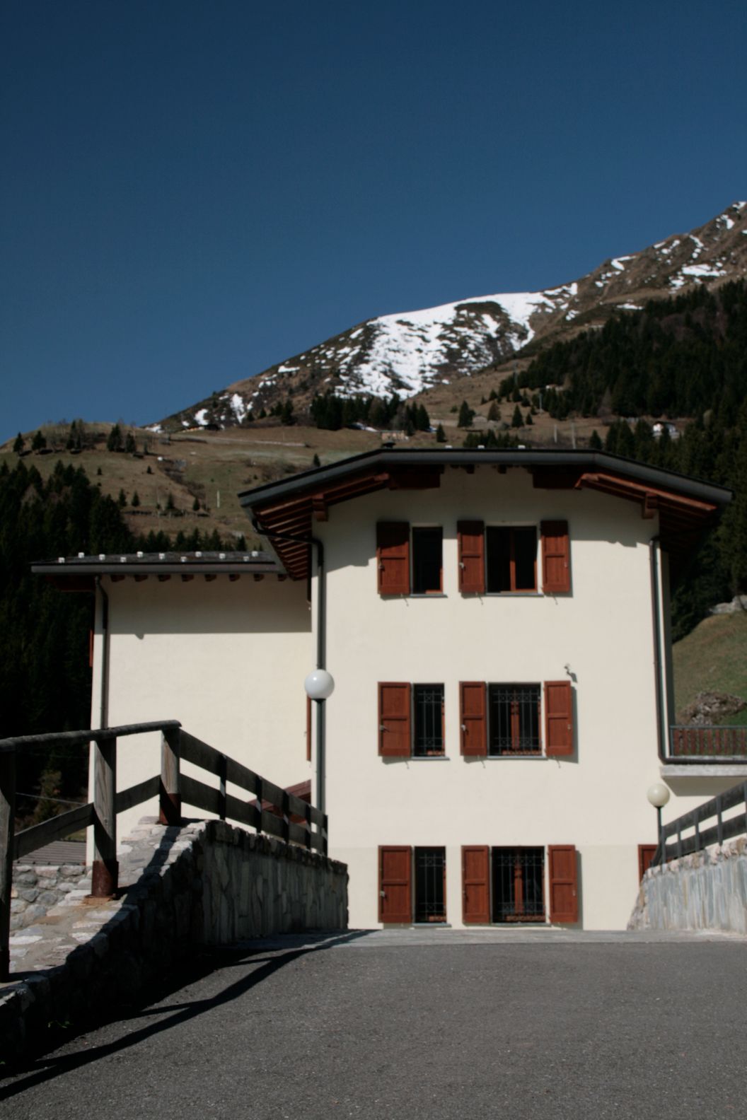 Rifugio Madonna delle Nevi - Casa delle Marmotte, Mezzoldo, Bergamo ...