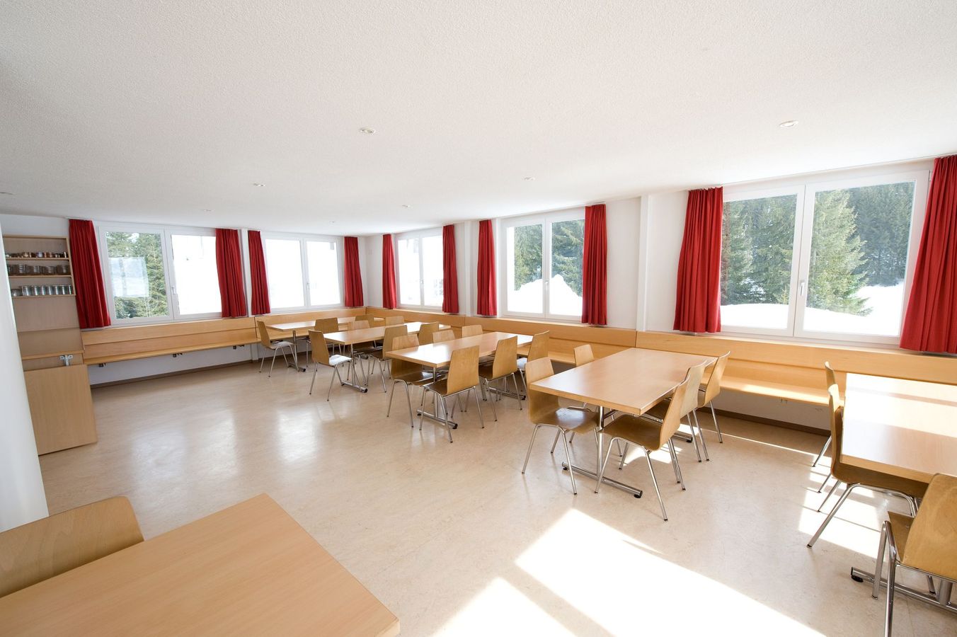 Clubhaus Türkenbund und Rittersporn – Bild