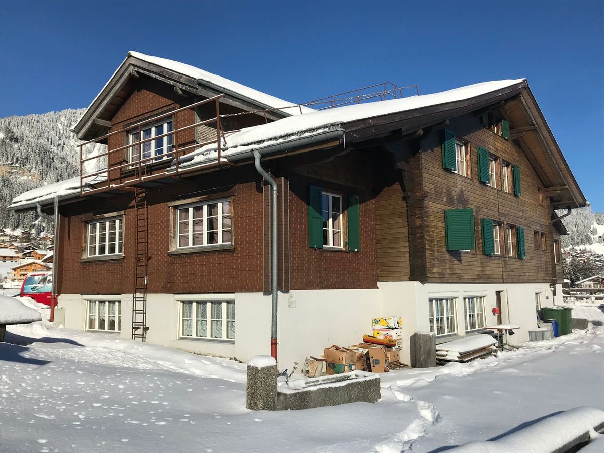 Hari's Chalets 5 – image