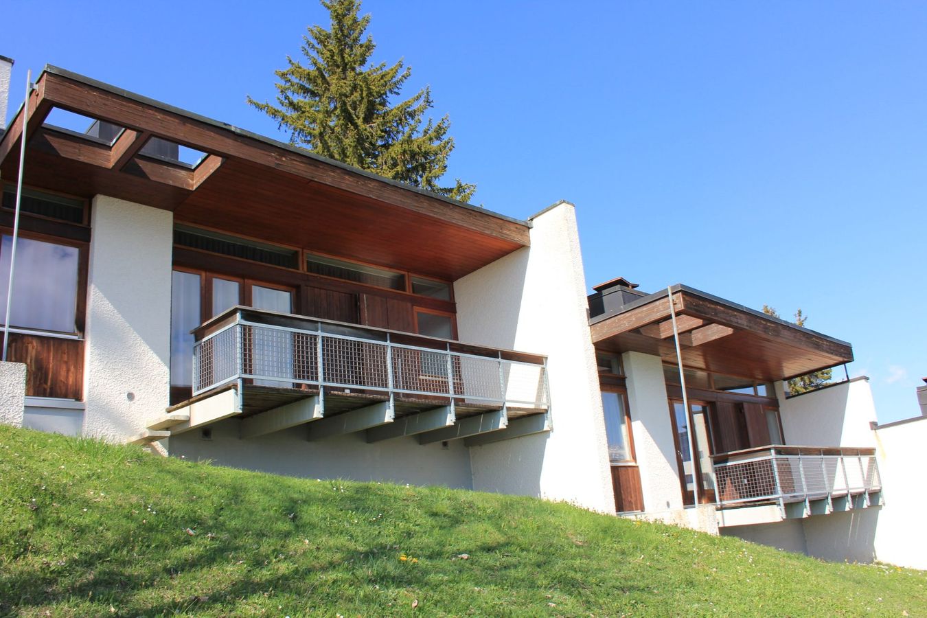Leysin Lodge – image