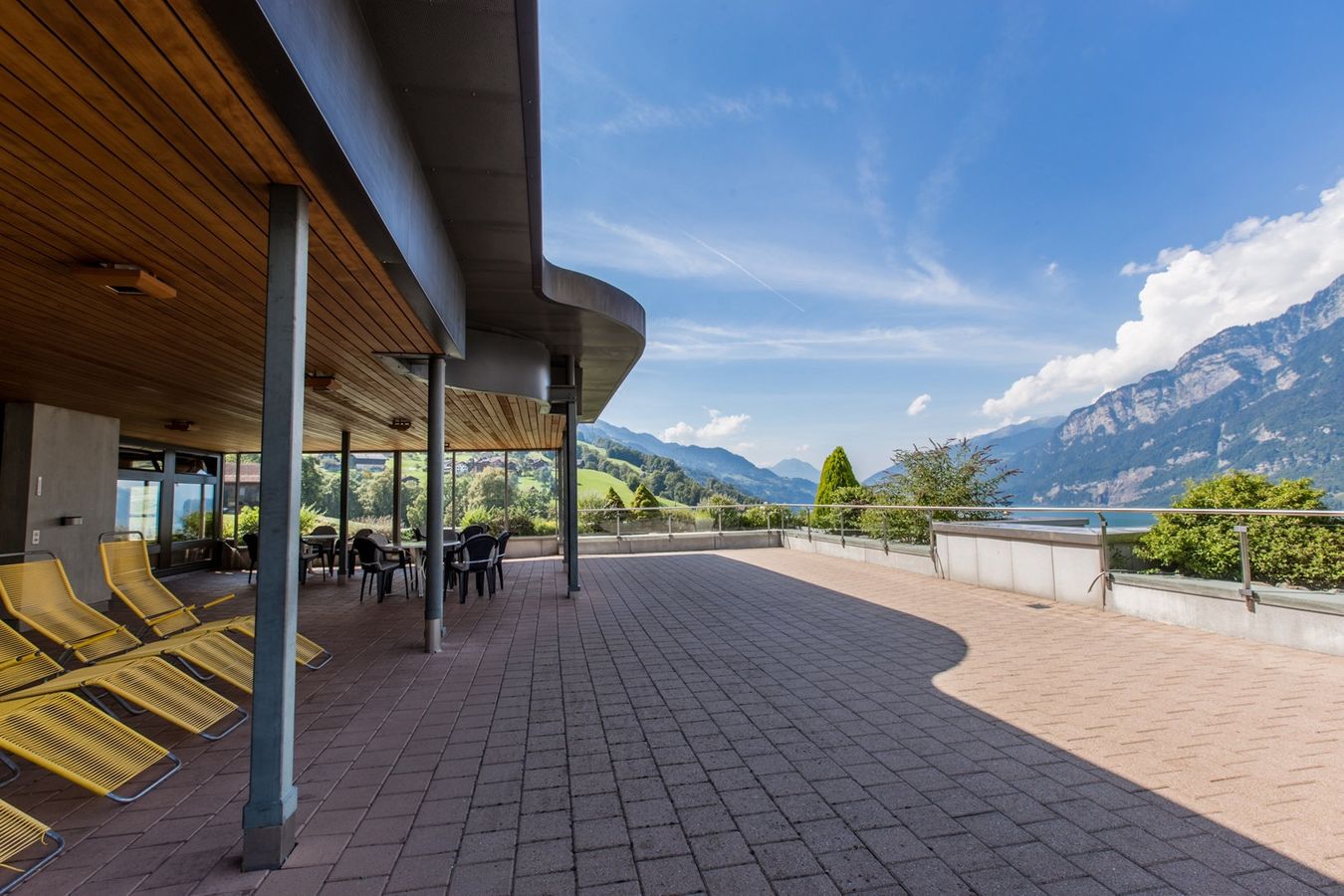 Hotel und Ferienzentrum / Familien- und Jugendzentrum – image