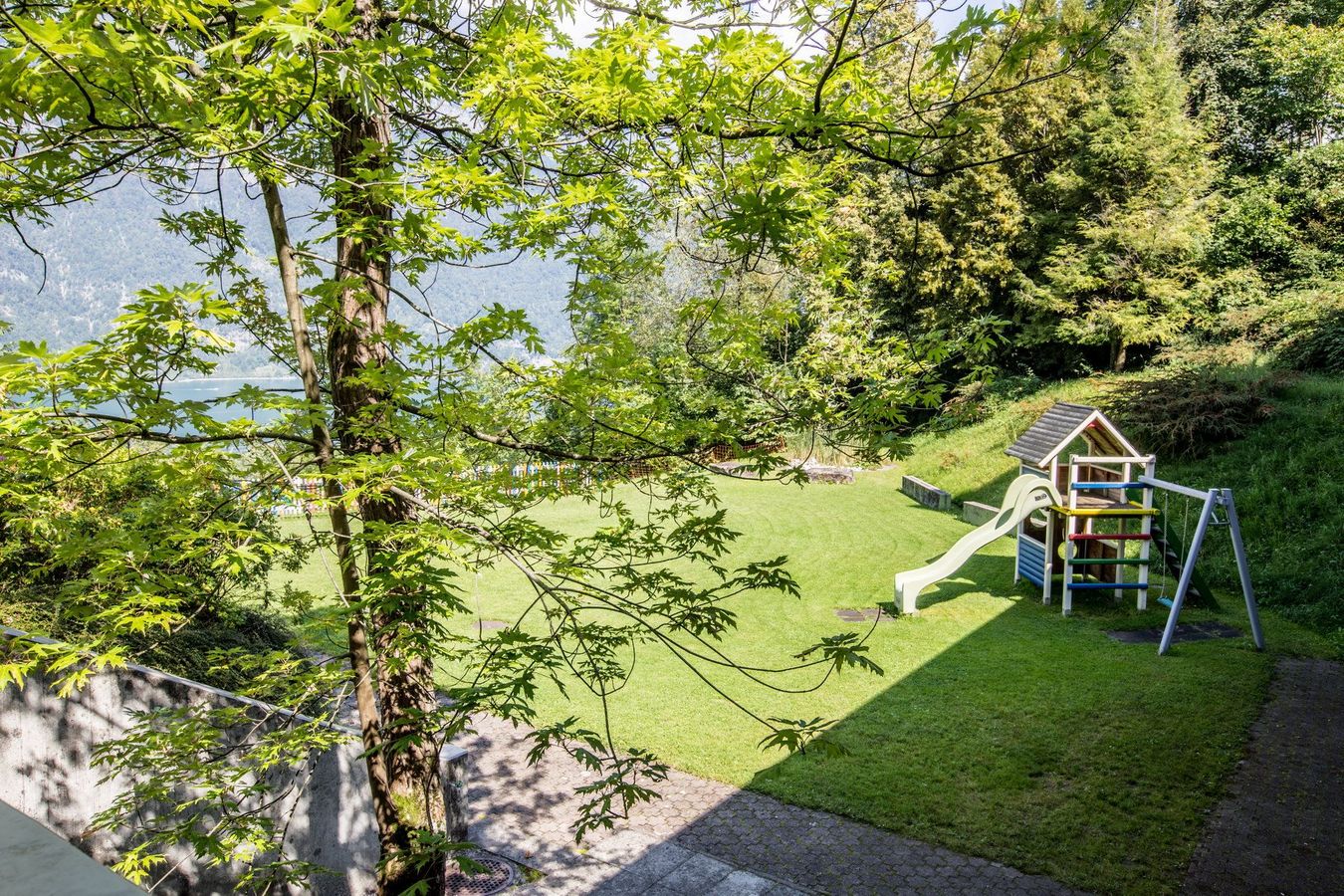 Familien- und Jugendzentrum – image