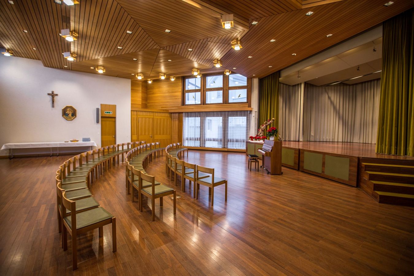 Hotel und Ferienzentrum / Familien- und Jugendzentrum – image