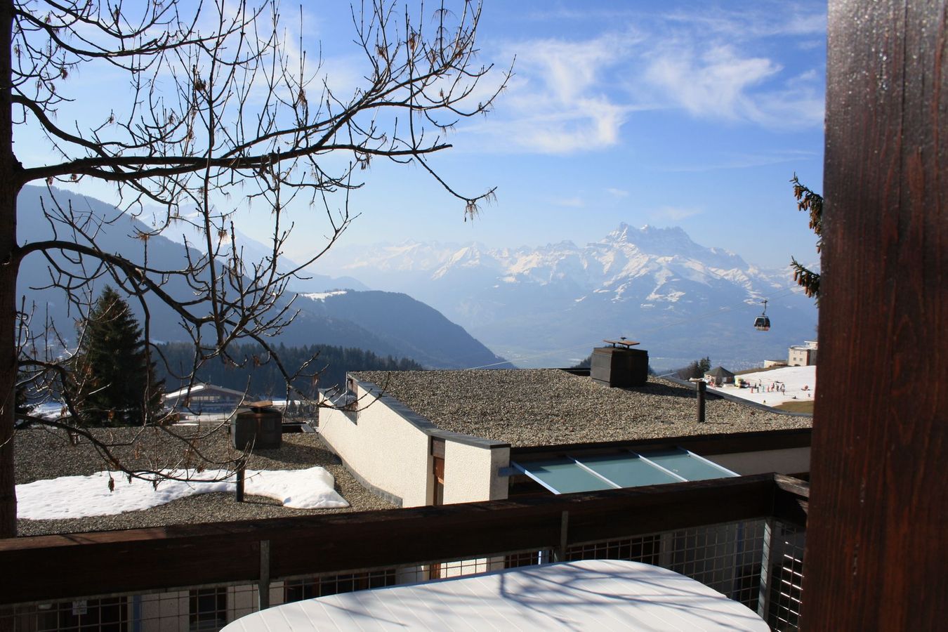 Leysin Lodge – image