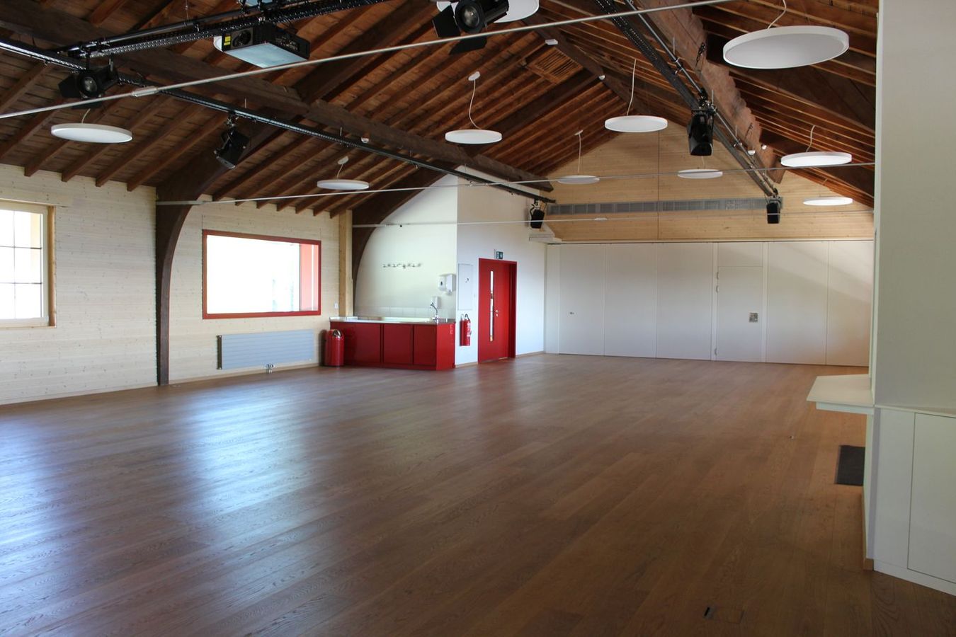 Le Camp/Bâtiment principal – Bild