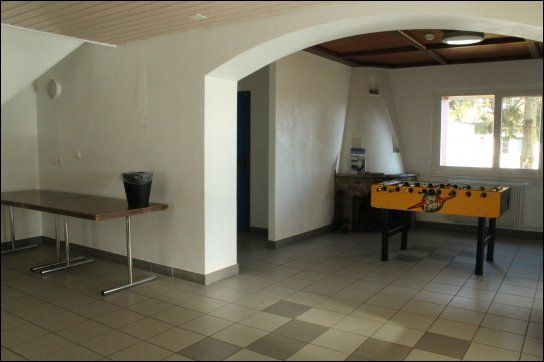 Les Noisettes – Bild