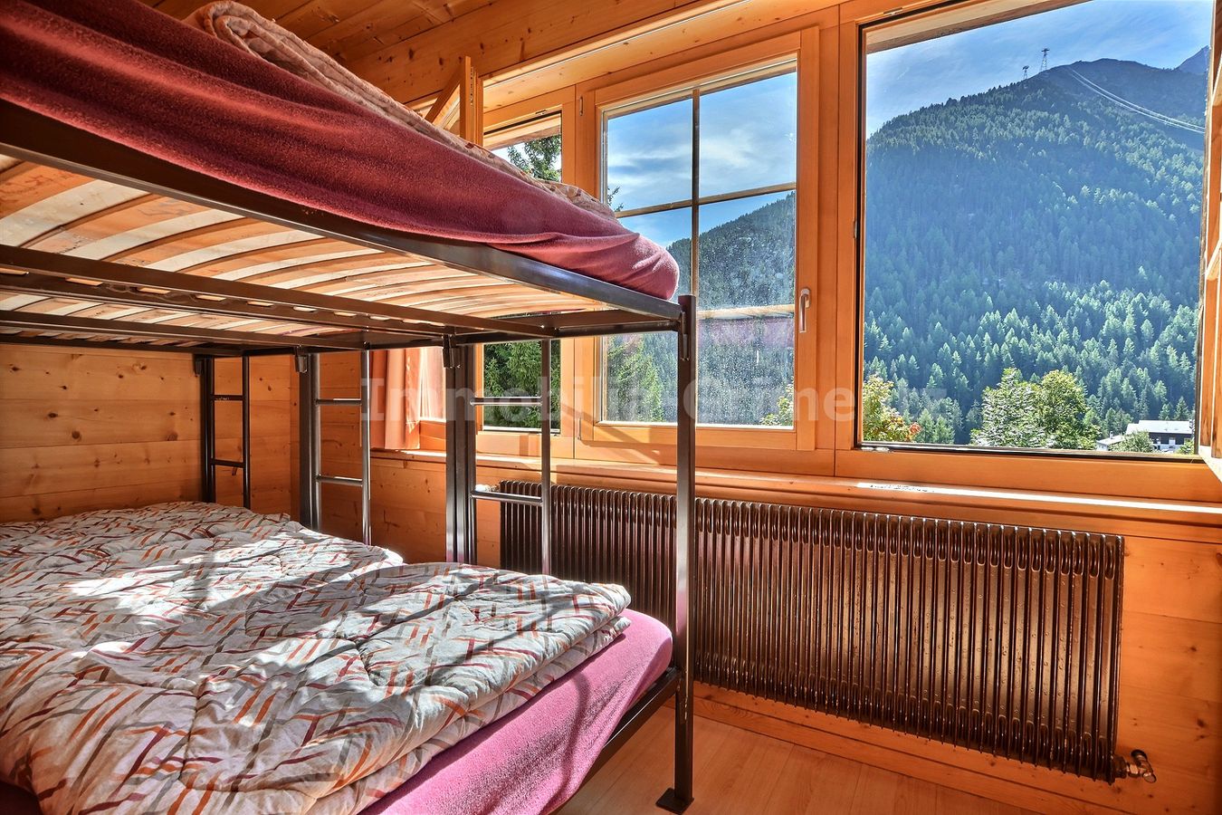 Chalet Ecole – Bild