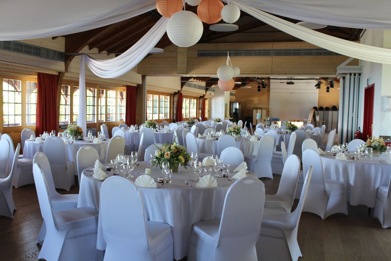 Le Camp/Bâtiment principal – Bild